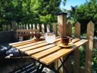 Yogi-Themed Guesthouse with Jacuzzi